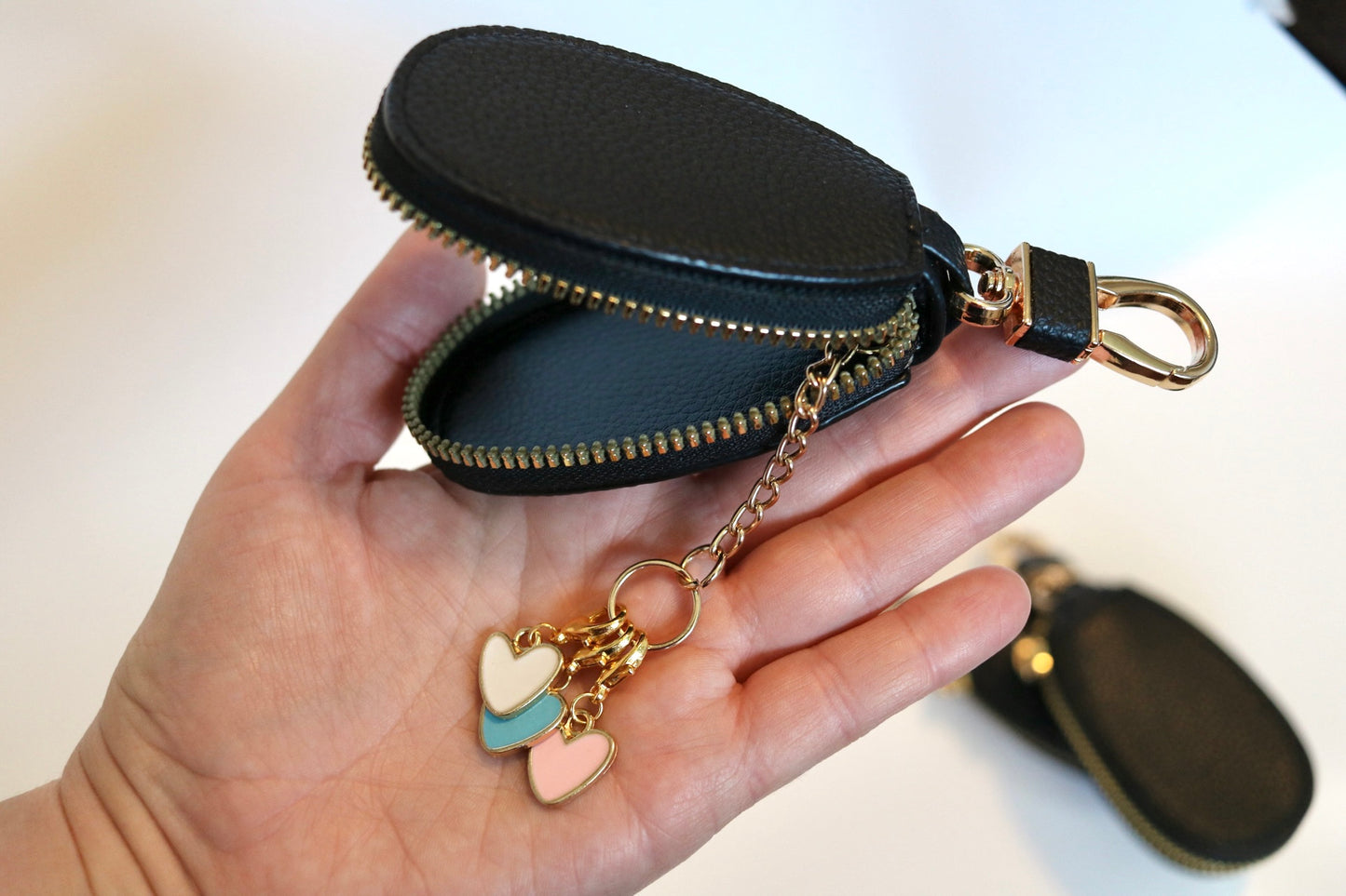 Clip On Notions Pouch with Heart Stitch Markers